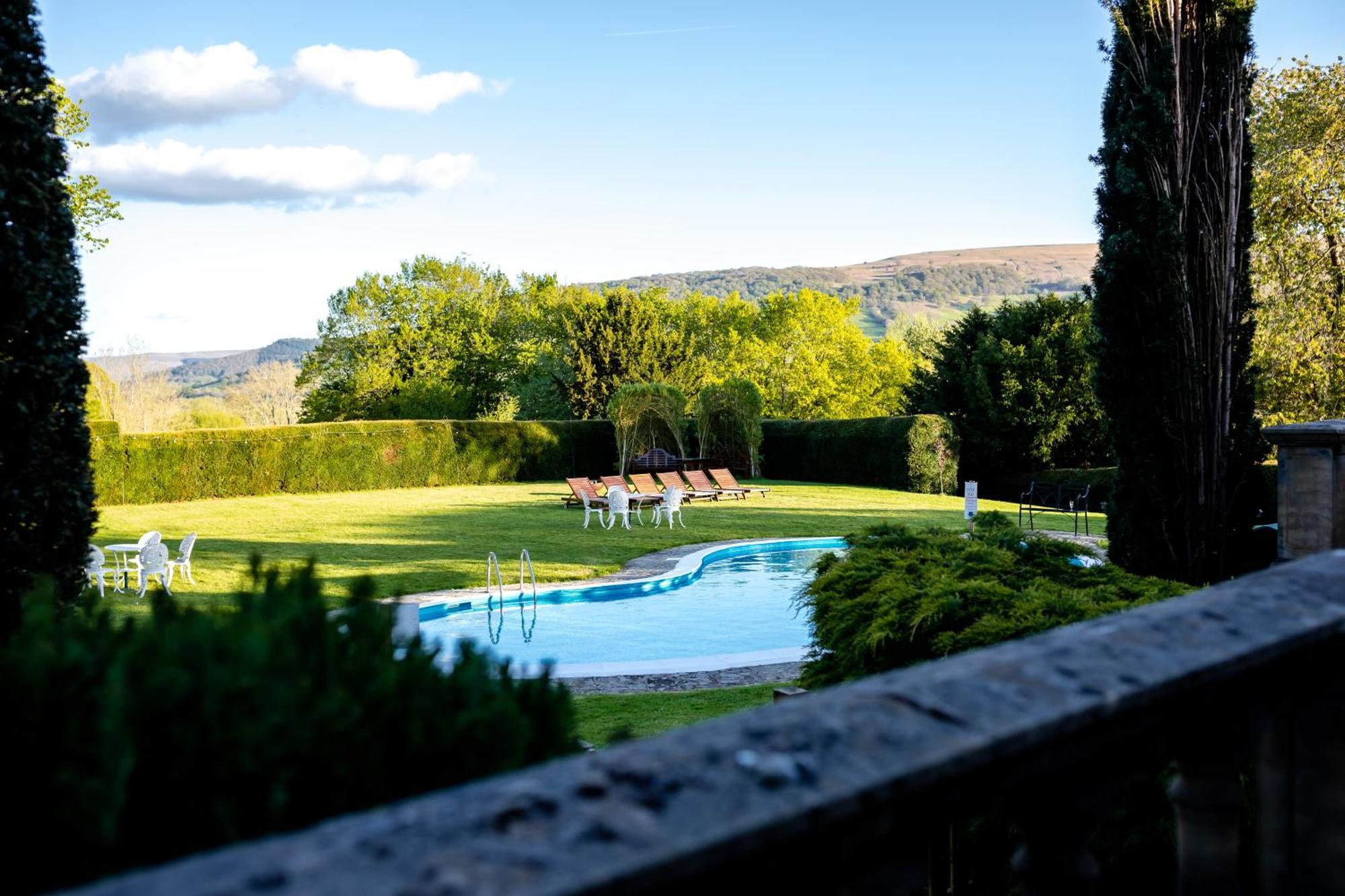 Peterstone Court Country House Restaurant & Spa Brecon Esterno foto