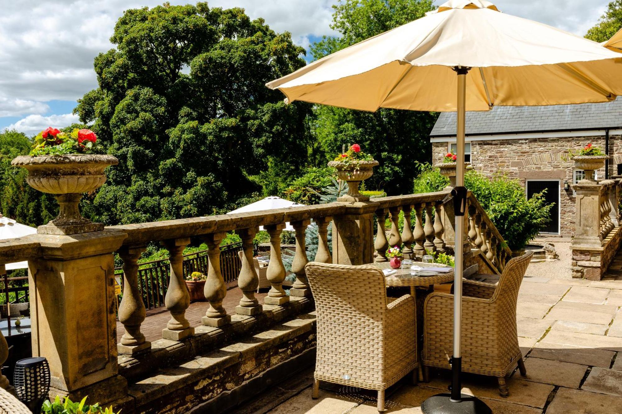 Peterstone Court Country House Restaurant & Spa Brecon Esterno foto
