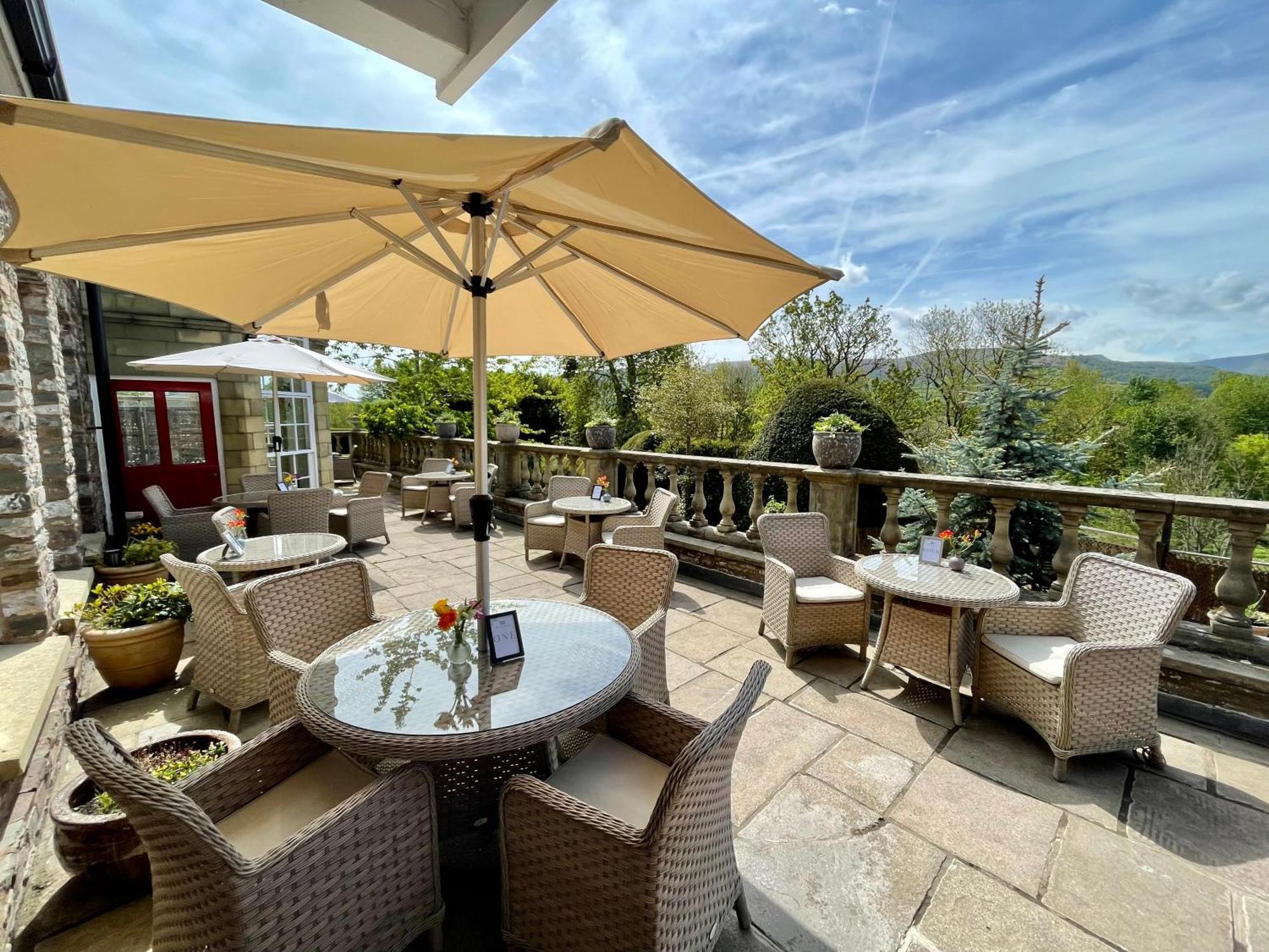 Peterstone Court Country House Restaurant & Spa Brecon Esterno foto